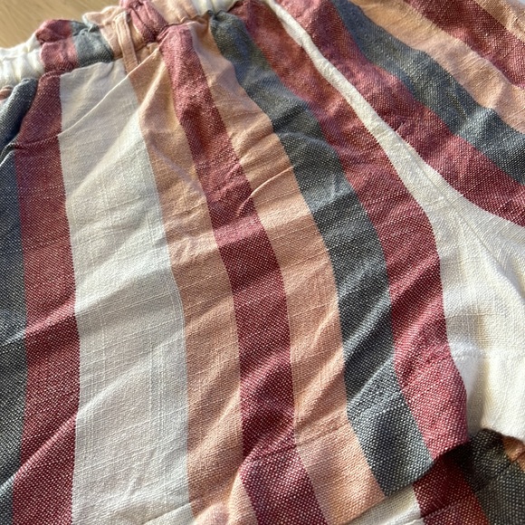 Rip Curl Shorts - Picture 2 of 4